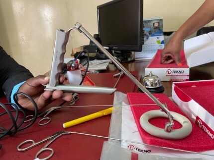 Tekno Germany Flat Operating Laryngoscope – HD Vision & Irritation-Free Performance